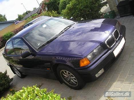 BMW 316i Compact - Den er fin billede 5
