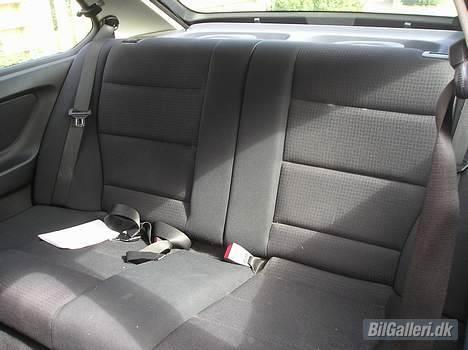 BMW 316i Compact - Den er meget snavset :´( fordi jeg brugte den til arbejde billede 7