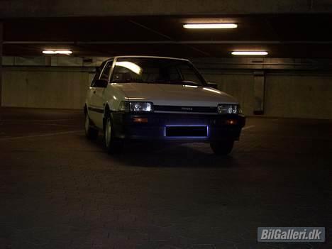 Toyota corolla  1,3 12v ER SOLGT billede 4