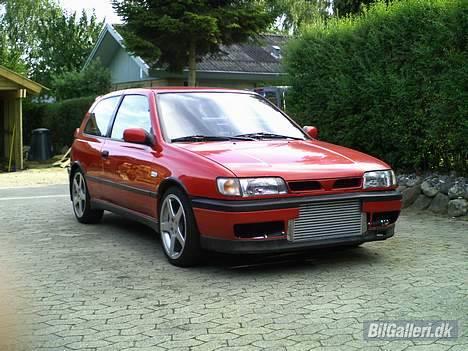 Nissan SUNNY N14 GTI ®    billede 3