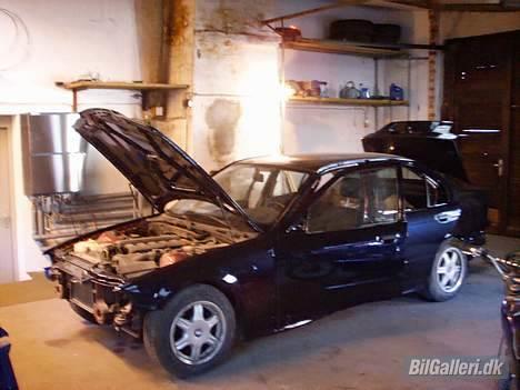 BMW E36  *SOLGT* - Under samlingen....... billede 2