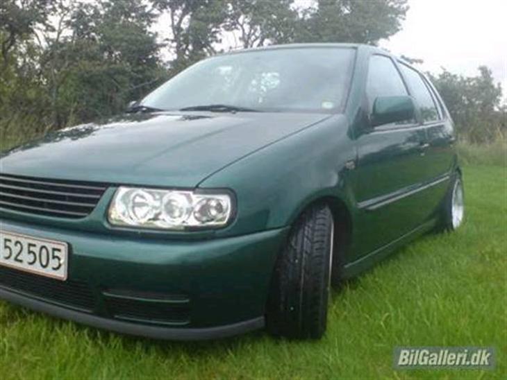 {{currentPhoto.altText}} billede {{currentPhoto.number}}