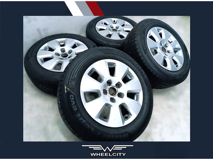 {{currentPhoto.altText}} billede {{currentPhoto.number}}