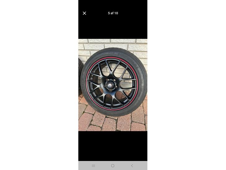 {{currentPhoto.altText}} billede {{currentPhoto.number}}