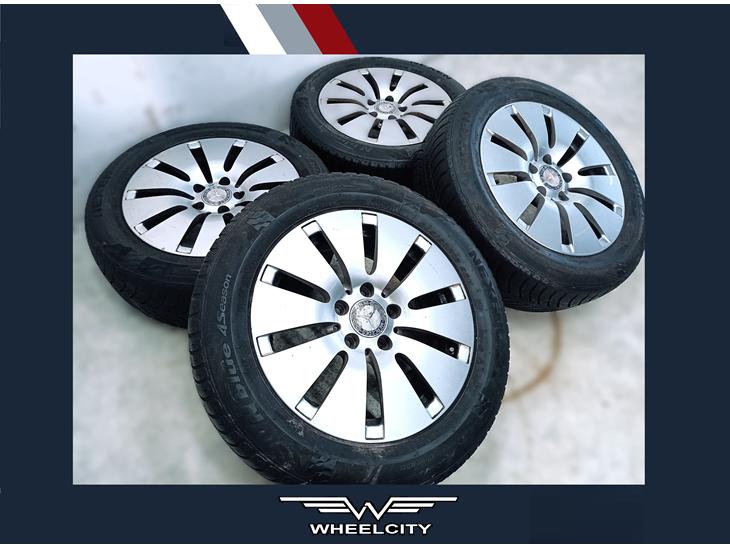 {{currentPhoto.altText}} billede {{currentPhoto.number}}