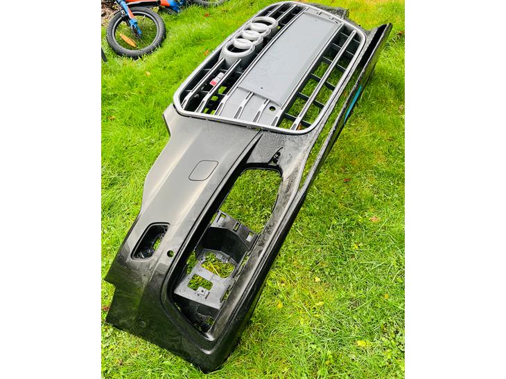 {{currentPhoto.altText}} billede {{currentPhoto.number}}