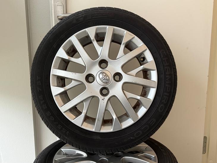 {{currentPhoto.altText}} billede {{currentPhoto.number}}