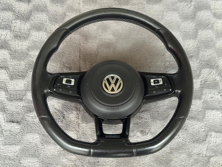 {{currentPhoto.altText}} billede {{currentPhoto.number}}