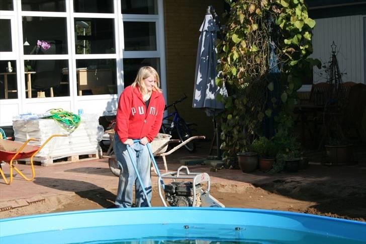 Ny terrasse med pool - Ryste, ryste, ryste... billede 30