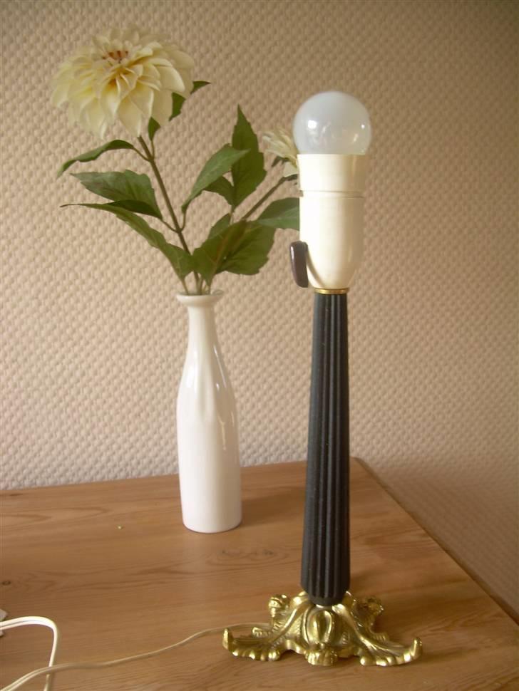 Loppefund :) - Lampe. Skal på udkig efter en skærm til den.. billede 14