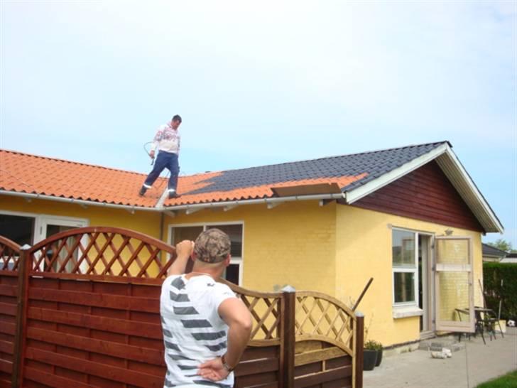 Maling af tag + hus billede 6