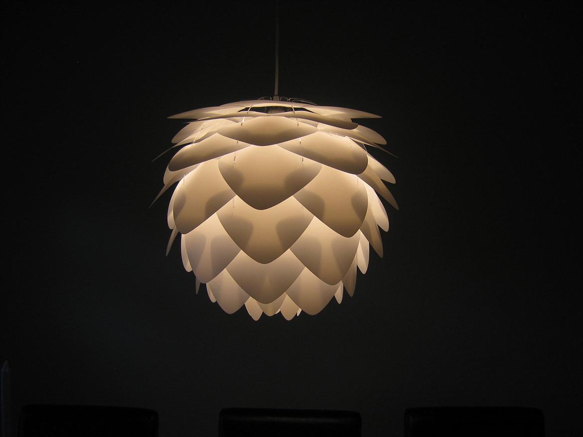 Stuen med den nye lampe :) billede 6