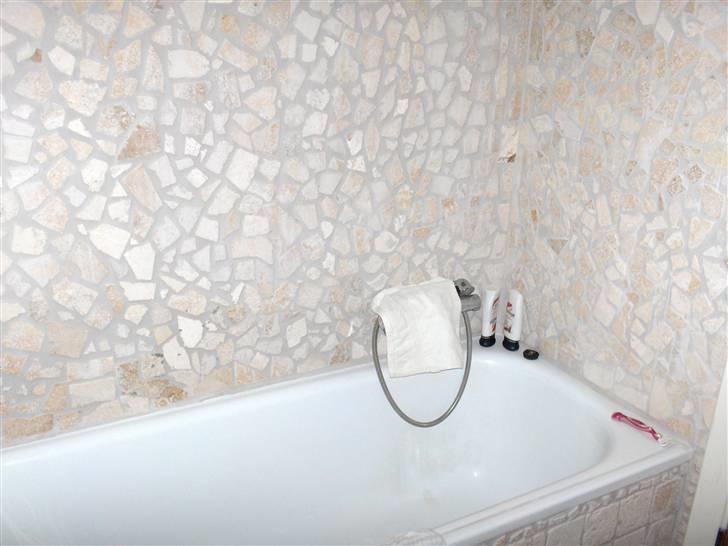 Villa 5 - Mosaik væg ved badekarret billede 14