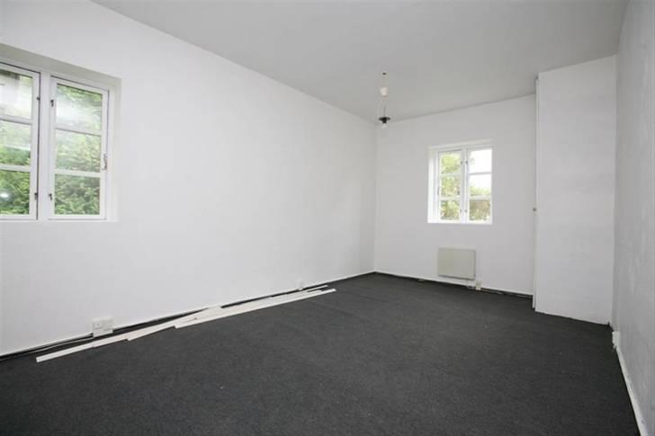 Villa 4 - Et af værelserne. billede 9
