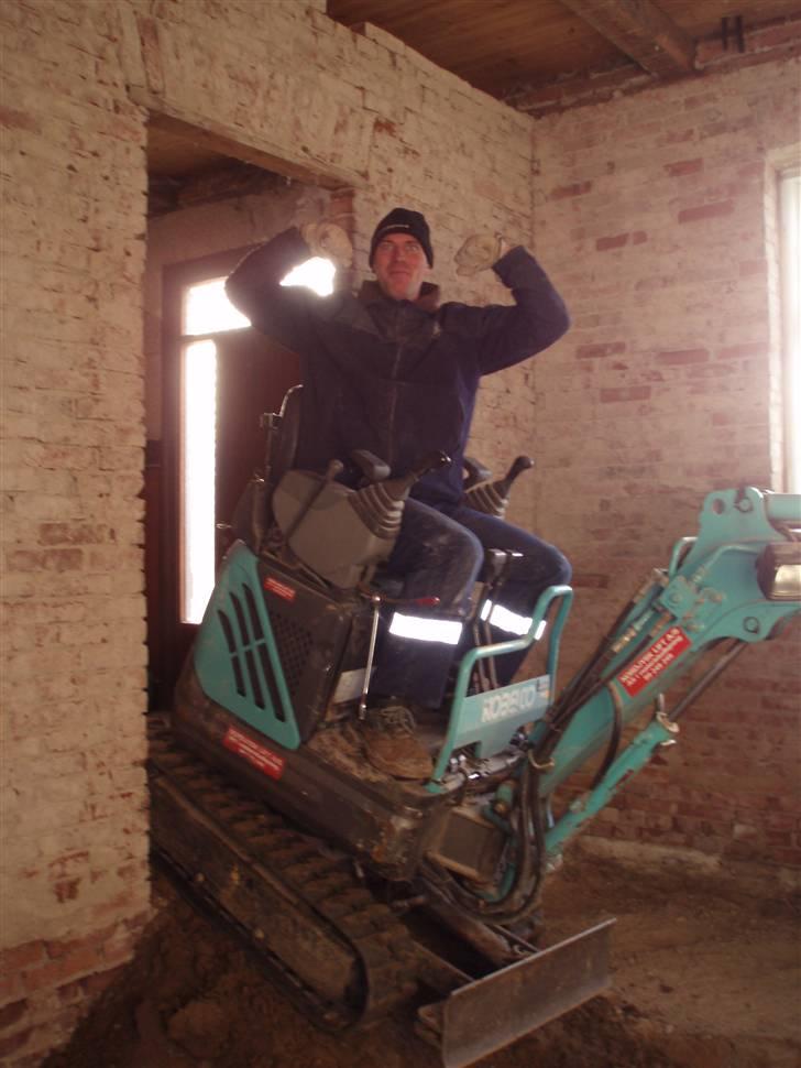 Villa 5 - Så blev der gravet ud i hele stueetagen - endelig!!! billede 4