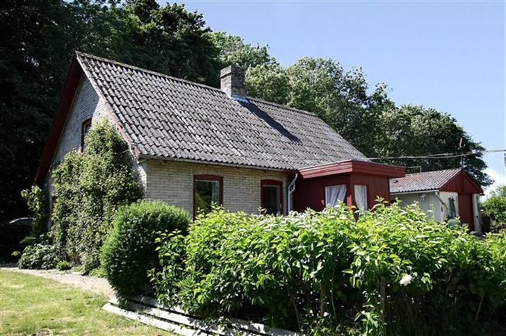 Landejendom 3 - huset set fra haven. billede 3