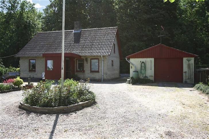 Landejendom 3 - vores private rundkørsel billede 15