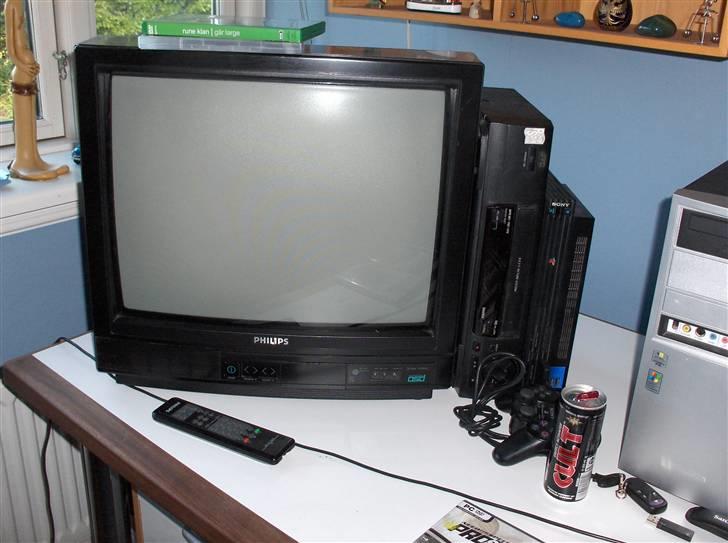 Ungdomsværelse har 2 og det er den 1'ern - og mit tv billede 5