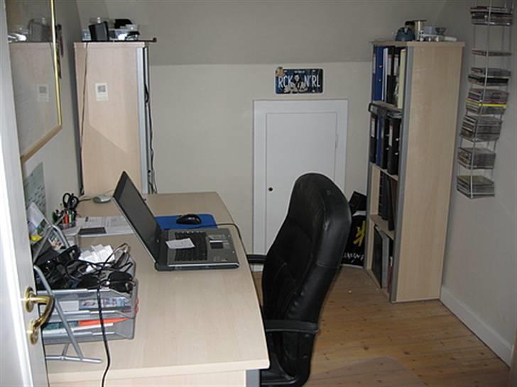 Villa 9 - gammelt kontoir nuværende gæste værelse 1 sal. billede 12