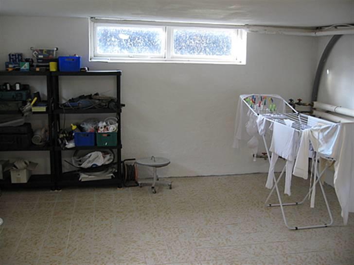 Villa 9 - værelse/opbevaringsrum kælder billede 16