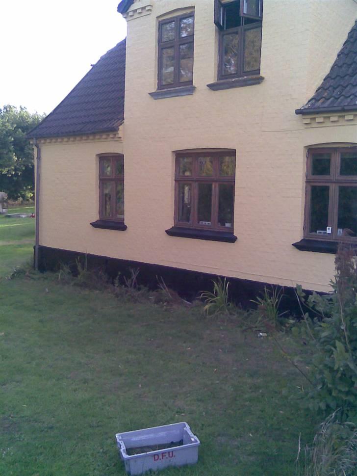 Landejendom 4 stk - her er mit hus nymalet i år billede 1