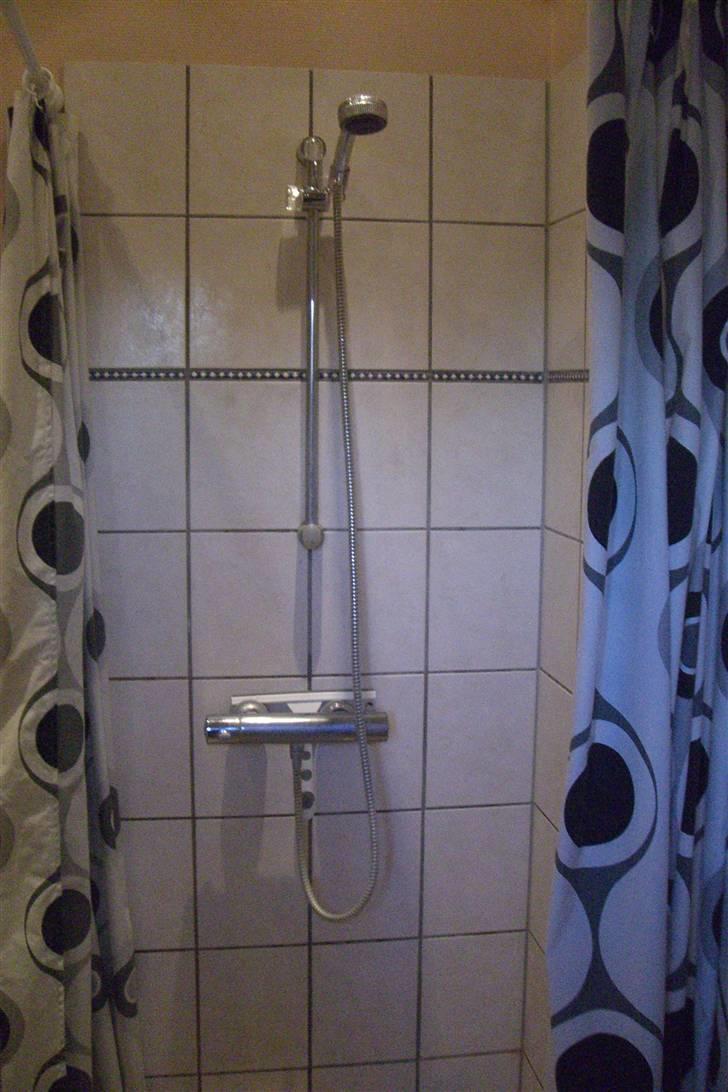 Lejlighed 2 - fraflyttet - Badeværelset. billede 11