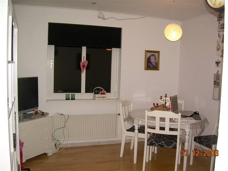 Lejlighed - fraflyttet jul. 2009 - Julepyntet værelse. billede 12