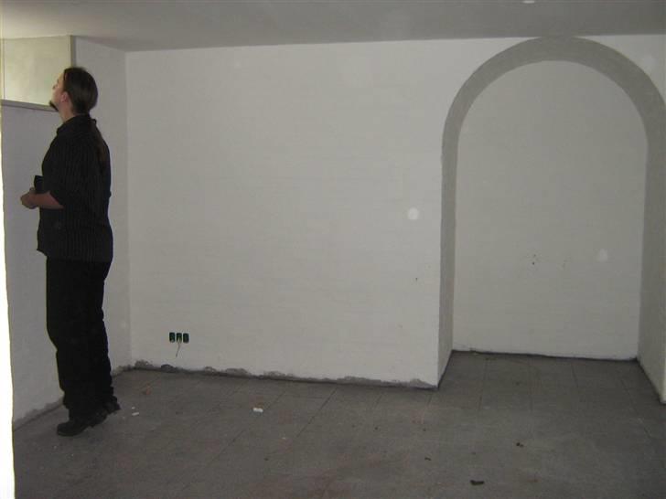 Villa 10 (søger bofællere) - Et af kælderværelserne 25/8-08 billede 10