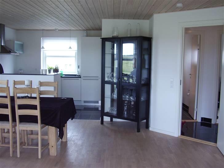 Rækkehus 3 - stuen set fra havedøren billede 9