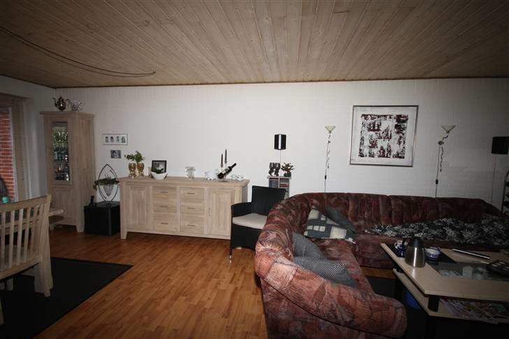 Rækkehus 3 + - Ja så er der rundtur i stuen :-0) billede 12