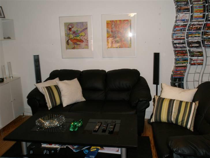 Lejlighed 3 - Vores 3´er sofa med en eller 2 rækker dvd´er billede 6