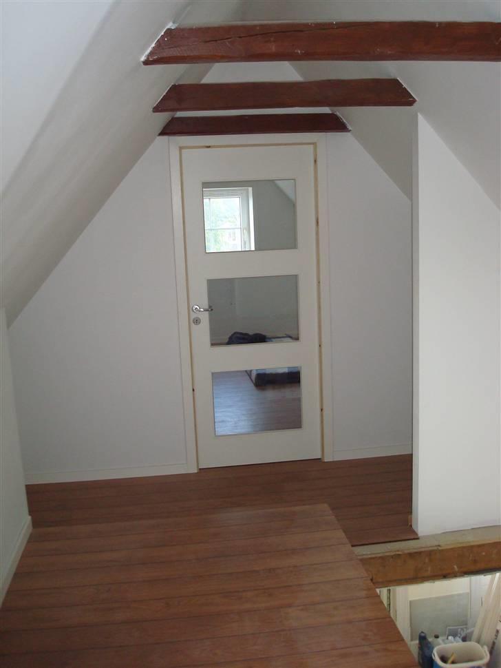 Villa 6 - Mod stort værelse 1.sal. billede 7