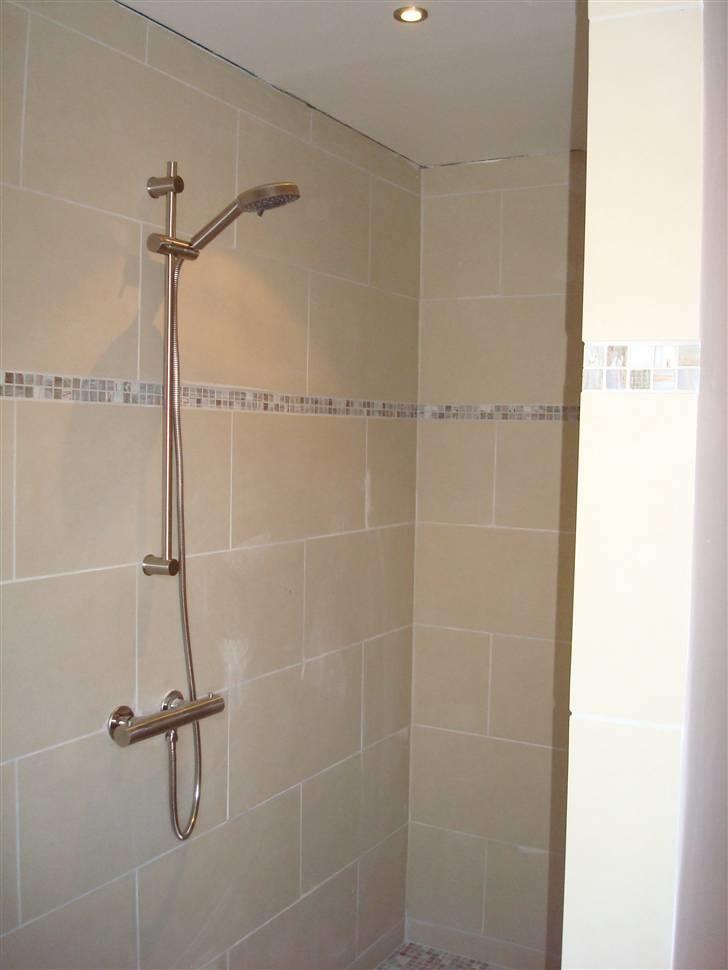 Villa 6 - Brusekabine i badeværelset. billede 8