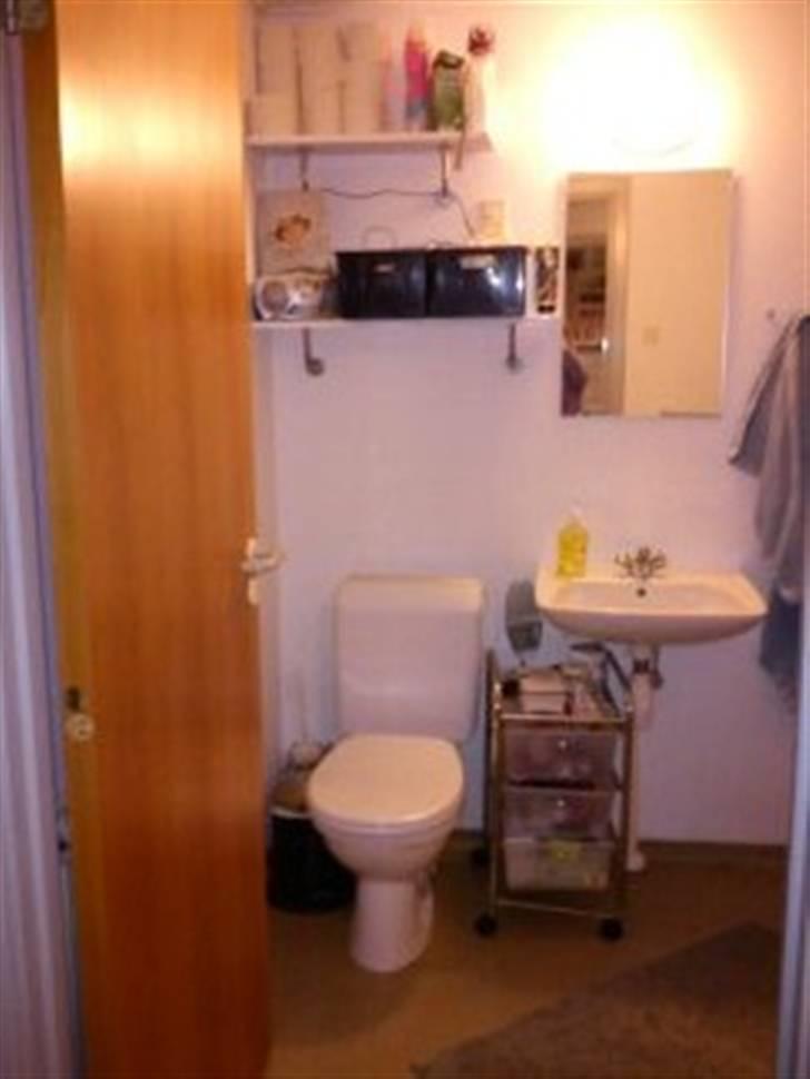 Rækkehus 2 - Badeværelset. billede 16
