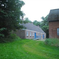 Landejendom "Øster Helleskov"