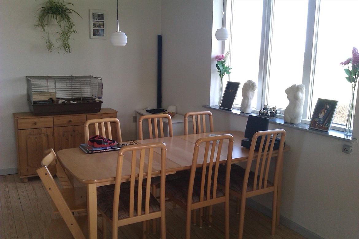 Villa 3 - Den anden ende af stuen. billede 7