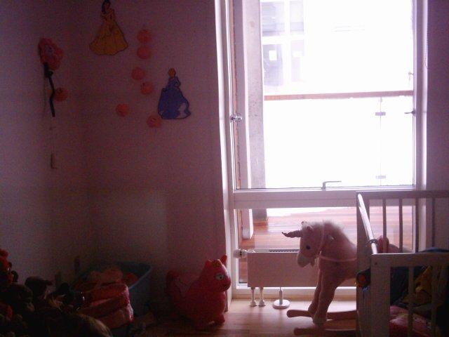 Lejlighed 4 - Pige værelset. billede 20