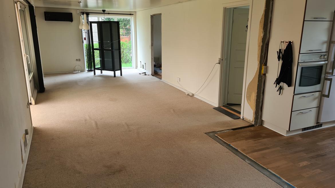 Villa 3 værelser, 2 badeværelser på lukket villavej - Væggen mellem køkken og stue bliver fjernet, alt gulv bliver fjernet og omlagt og eludtag, lampeudtag m.m. bliver lavet. billede 18