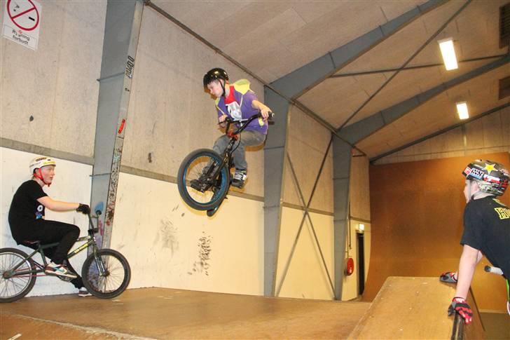 Vejgaard Skatehal - BMX billede 11
