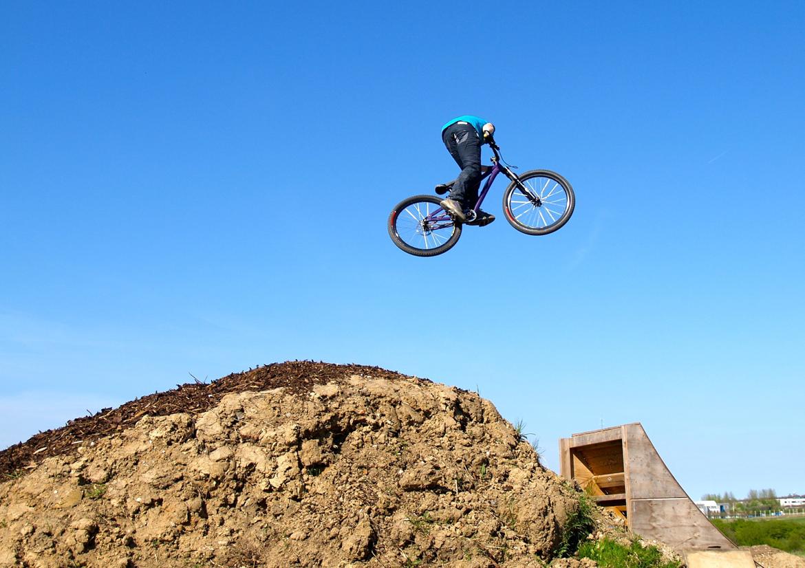 Århus DIRT JUMP PARK  "Engen" - Fra d. 1/5-12 billede 6