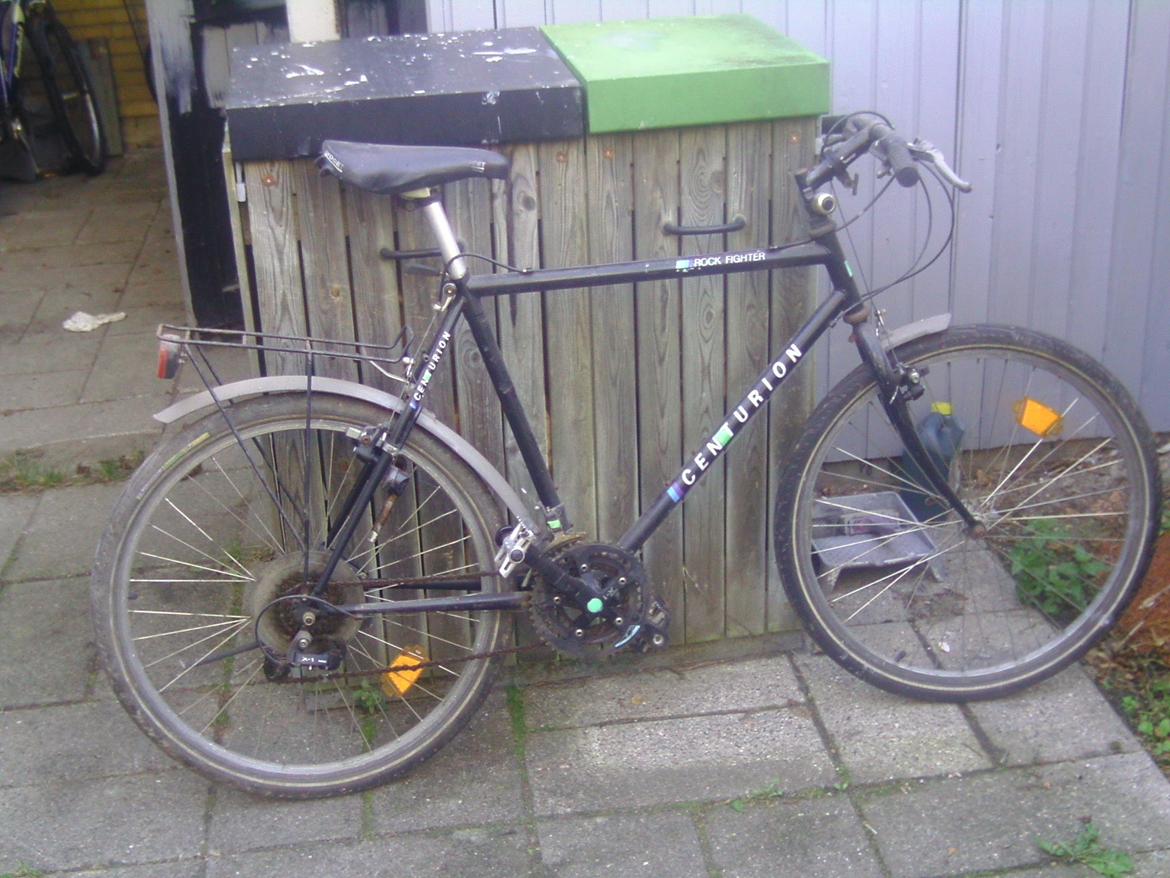 Mine cykelflåde - Bedre billede af min Centurion Rock Fighter. Bemærk vinklerne som Mountain bikes i de tidlige 90'ere havde. billede 8