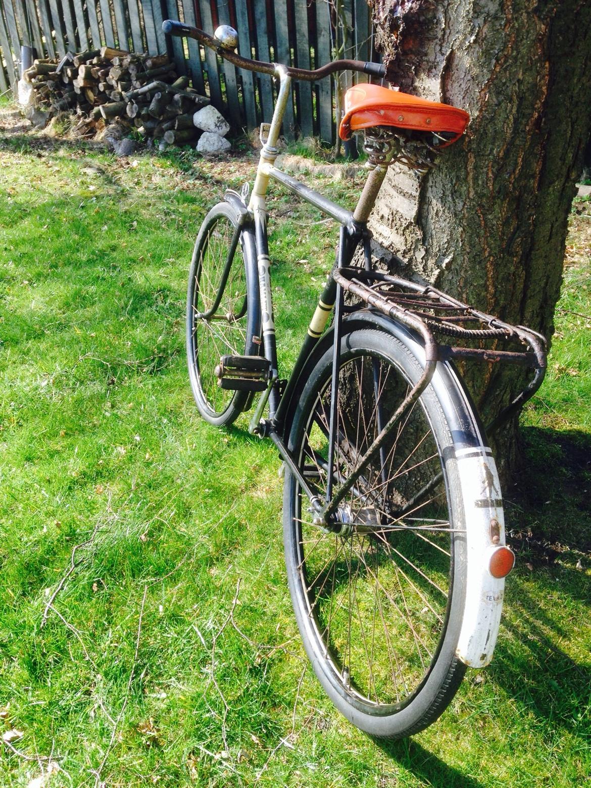 Min Hamlet bycycle  Årgang 1954 billede 2