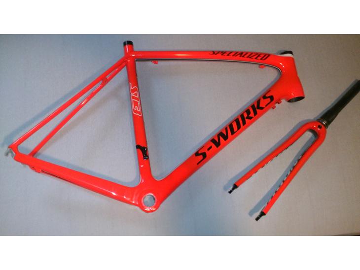 {{currentPhoto.altText}} billede {{currentPhoto.number}}