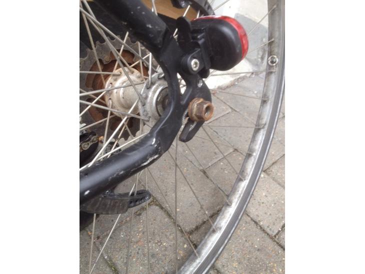 {{currentPhoto.altText}} billede {{currentPhoto.number}}