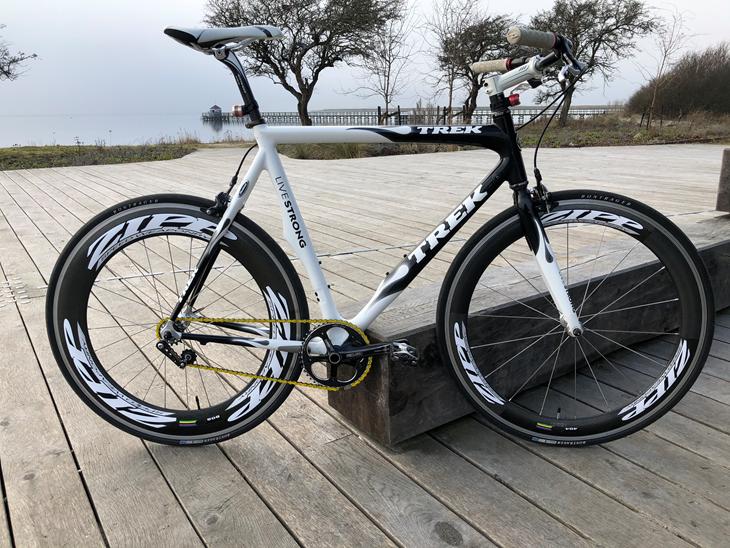 trek cykler racer