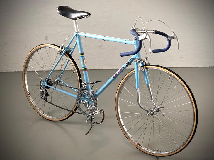 {{currentPhoto.altText}} billede {{currentPhoto.number}}