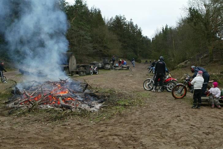 Sjov på MC og cykel trial billede 9