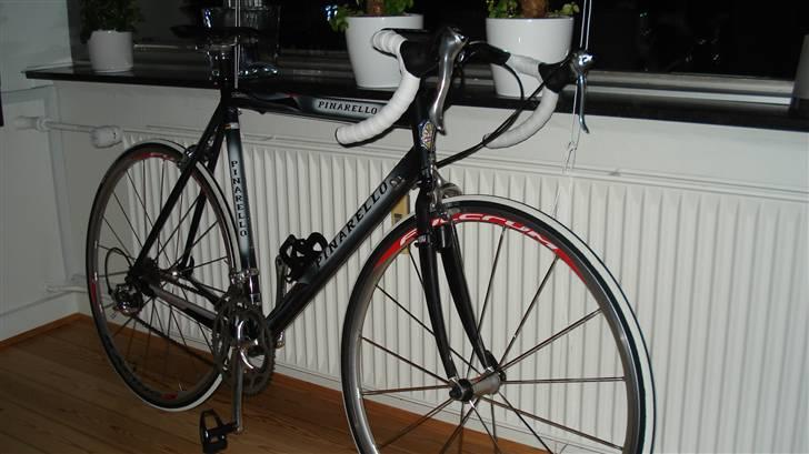 Min gamle Pinarello paris (alu) billede 2