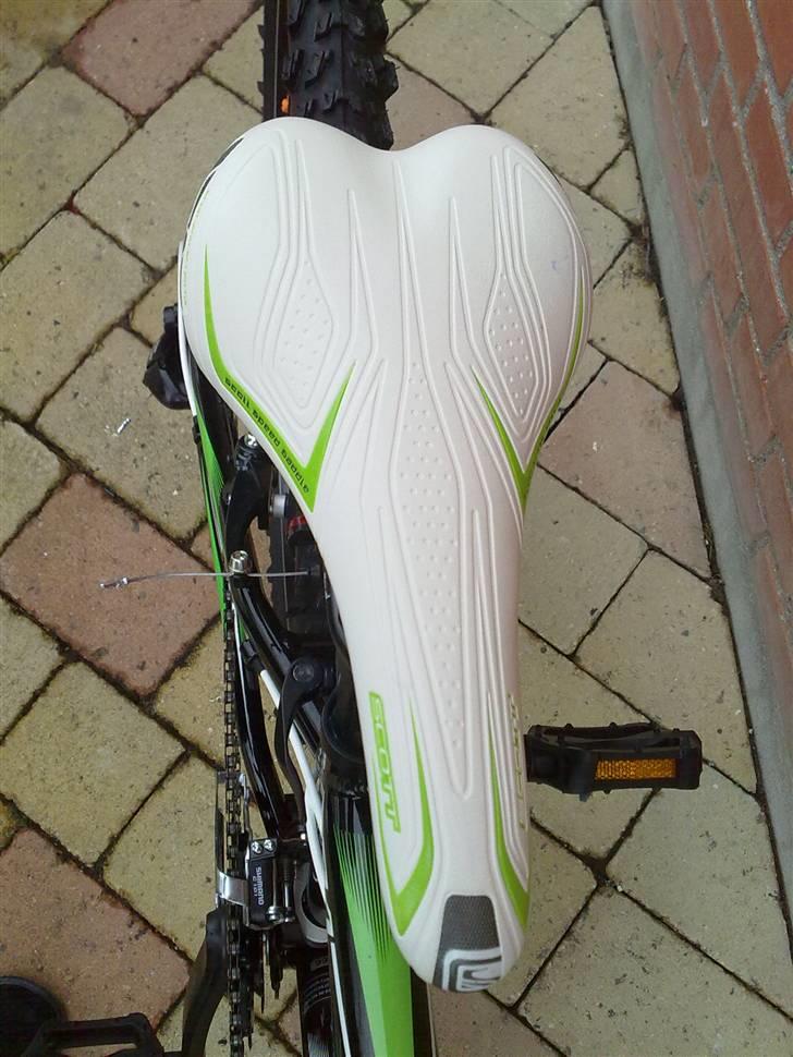 Min datter`s scott scale jr 24  billede 4