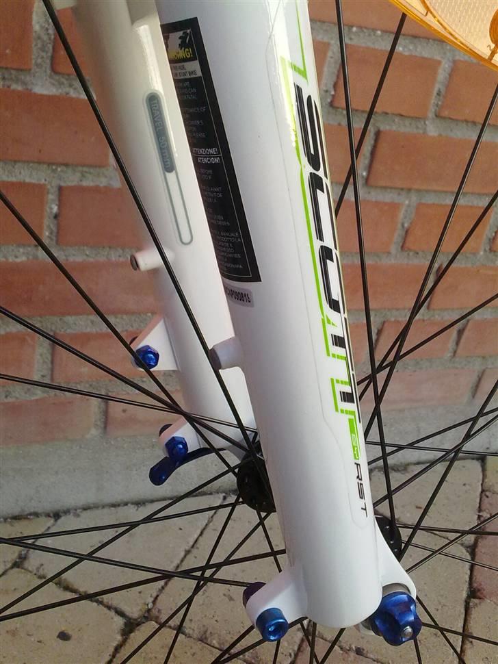 Min datter`s scott scale jr 24  billede 12